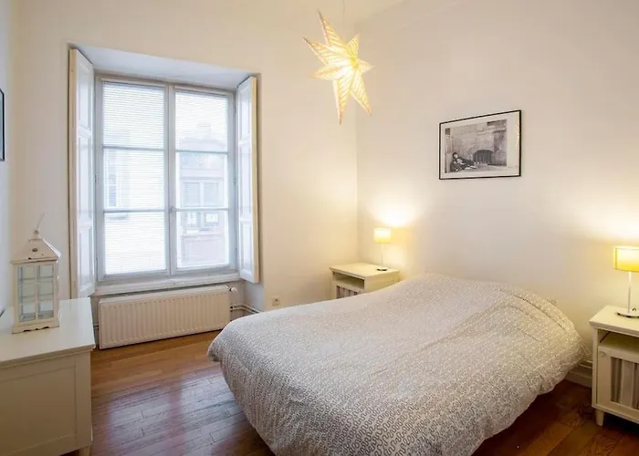 Schlofa - Appt Moderne Dans *
